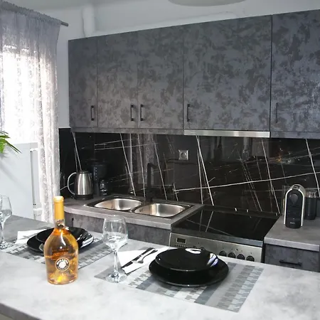 Chris Luxury Studio Yanya Dış mekan fotoğraf